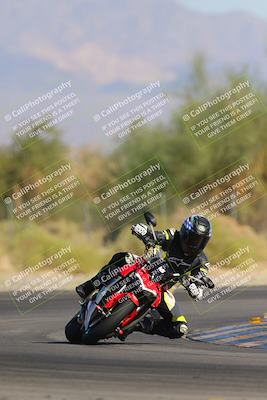 media/Nov-11-2023-SoCal Trackdays (Sat) [[efd63766ff]]/Turn 2 Set 2 (1145am)/